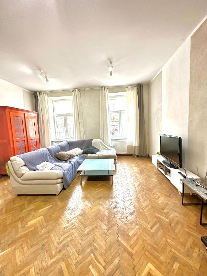 Charming Apartament City Center Timişoara Exterior foto